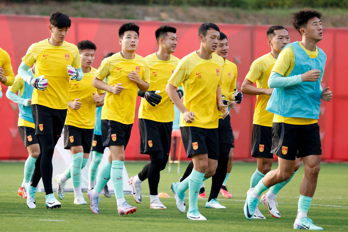 爱游戏登录-包含罗马防线连续守住球门,展现坚不可摧的实力的词条