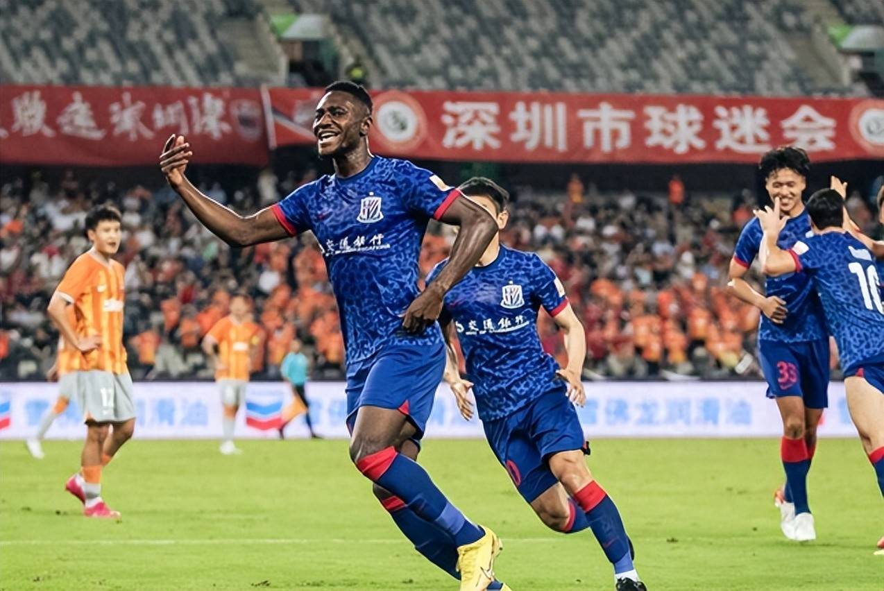 爱游戏电竞-花边新闻揭秘球员私生活，引发球迷热议的简单介绍