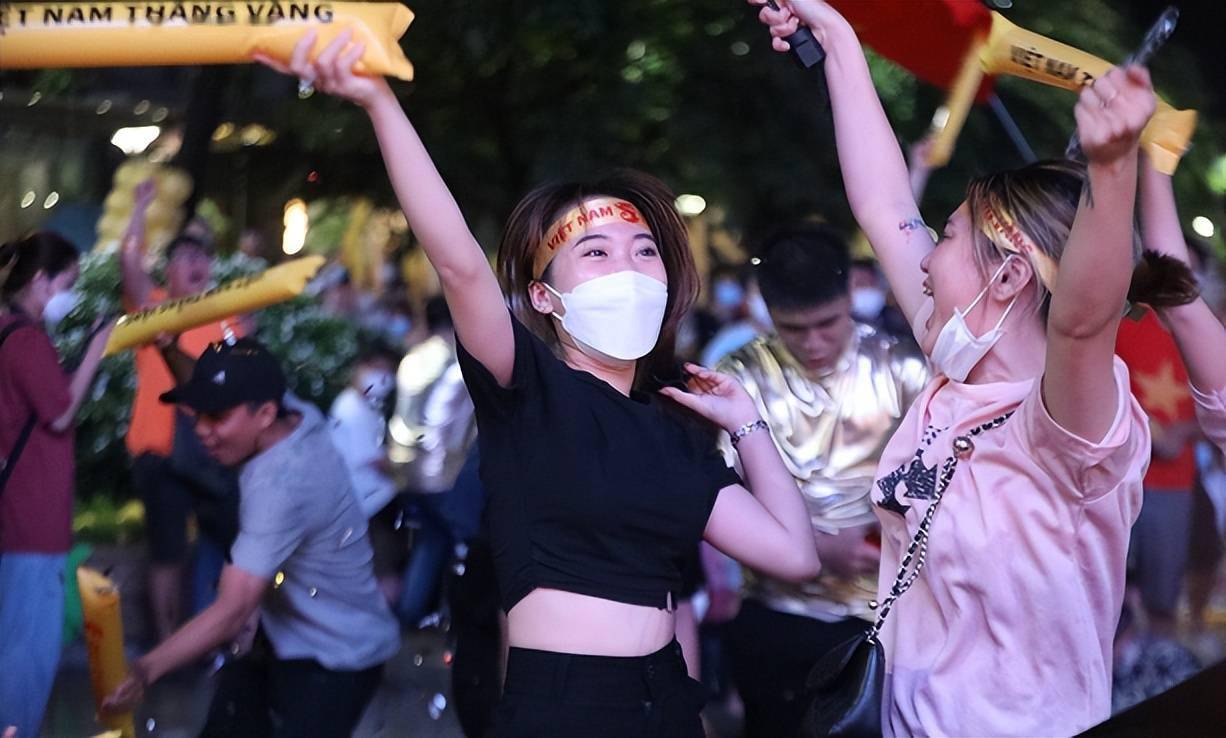 爱游戏官网登录网址-东南亚足球赛：女性选手冲刺冠军的简单介绍