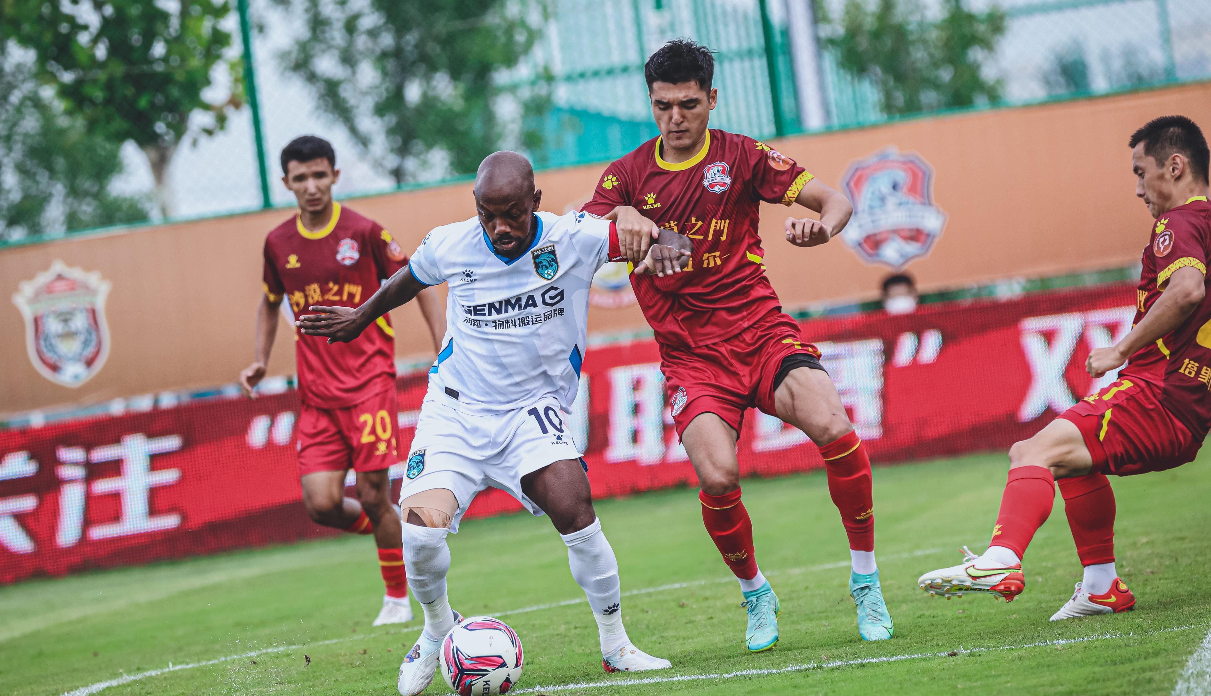 爱游戏app下载地址-新疆球员团结拼搏，向榜首发起冲击的简单介绍