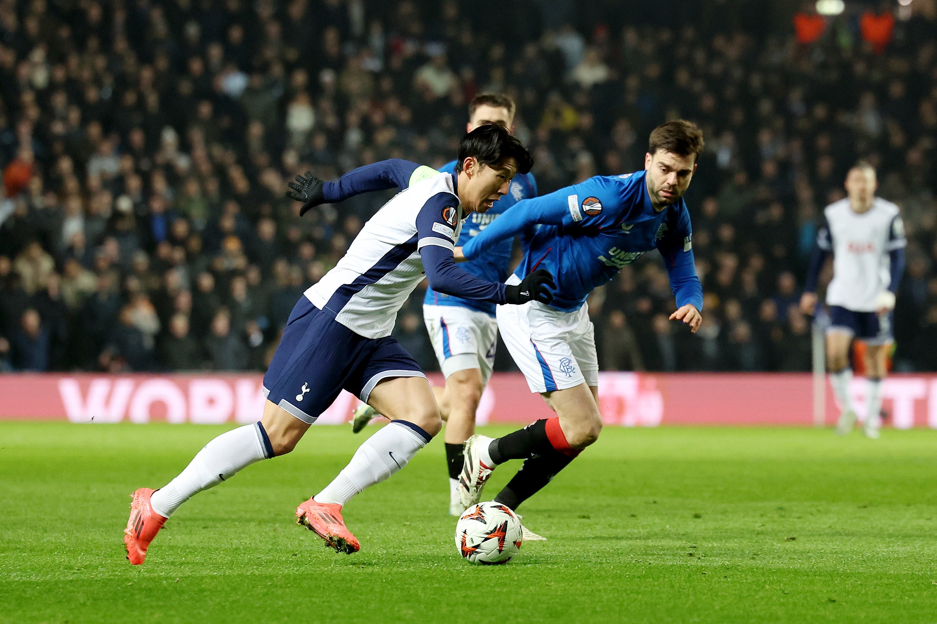 爱游戏app-关于热刺胜利切尔西，追近领先者的信息