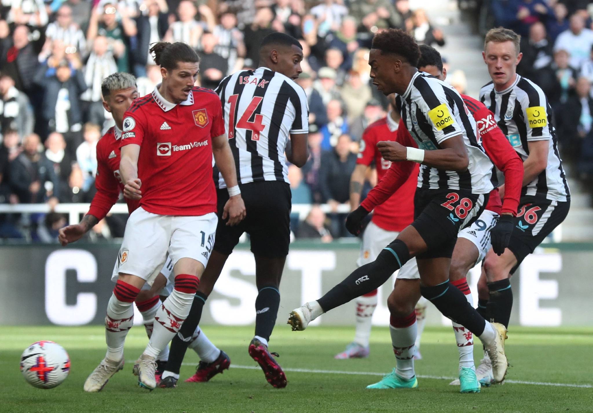 爱游戏直播-莱万特客场力克桑坦德竞技，取得宝贵的客场胜利的简单介绍