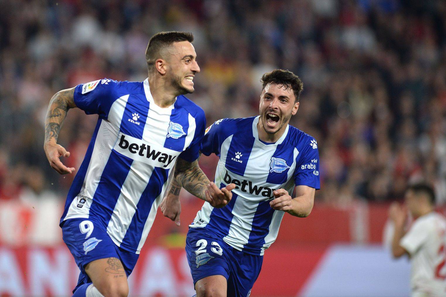 爱游戏网站入口-包含奥格斯堡主场大捷继续保持不败的词条