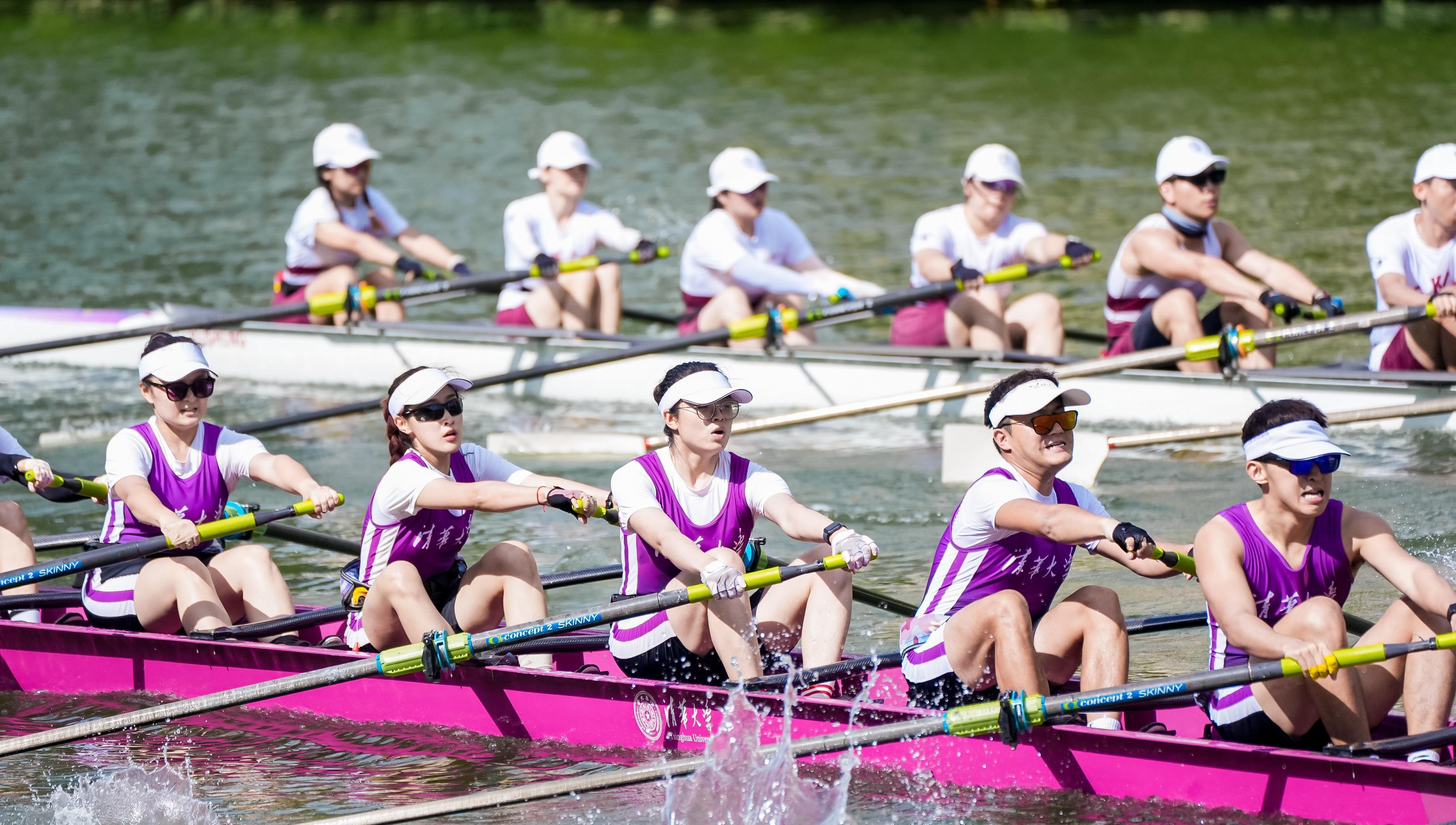 爱游戏投注-赛艇比赛队员技艺精湛,迎战强大对手