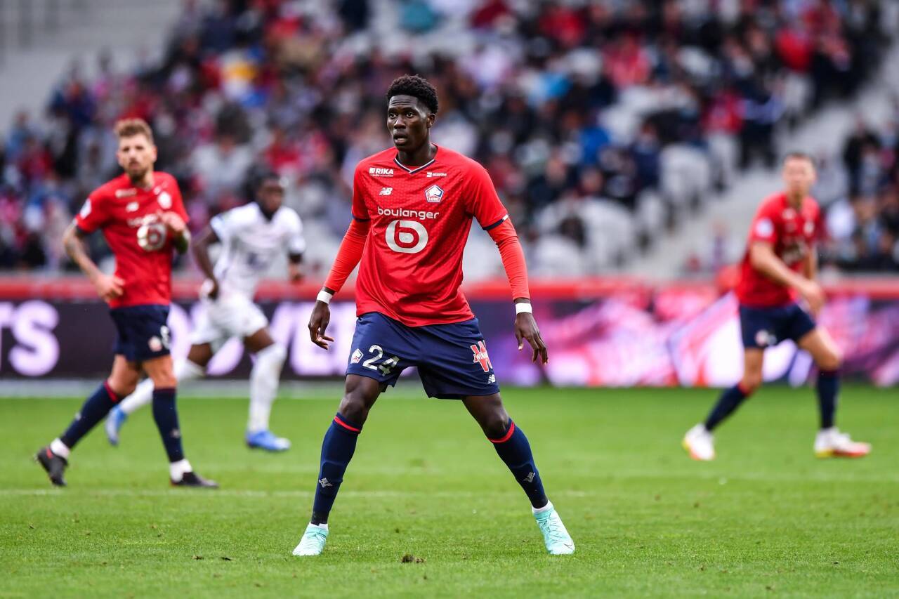 里尔主场惨败，遗憾错失三分的简单介绍