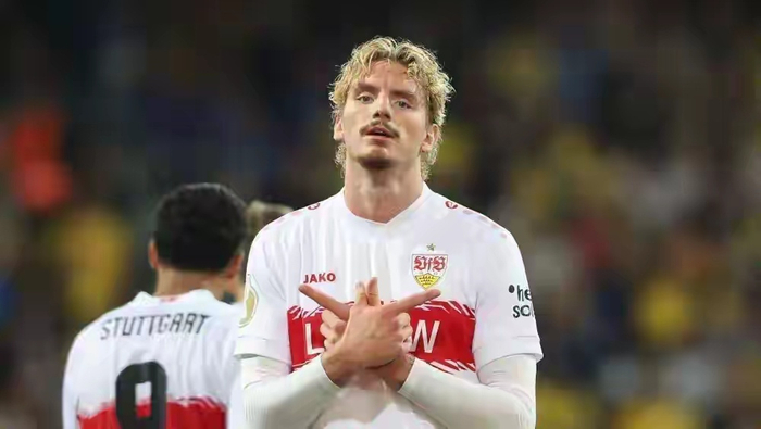 爱游戏官网-关于斯图加特前锋进球欲望强烈，积极进攻的信息