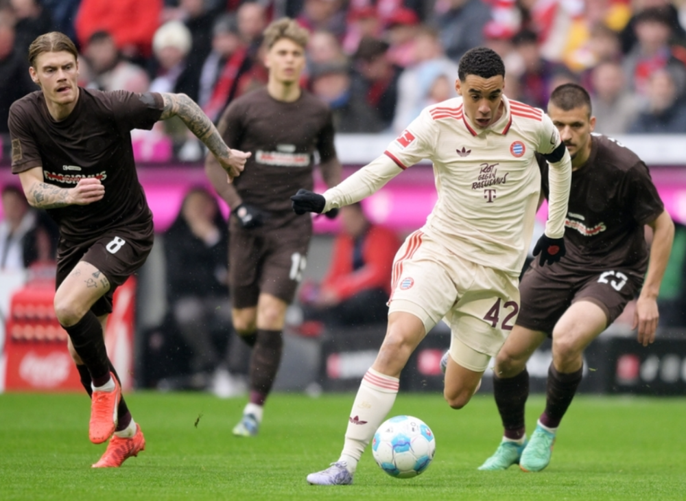 爱游戏电竞-勒沃库森击败领头羊,取得重要三分的简单介绍