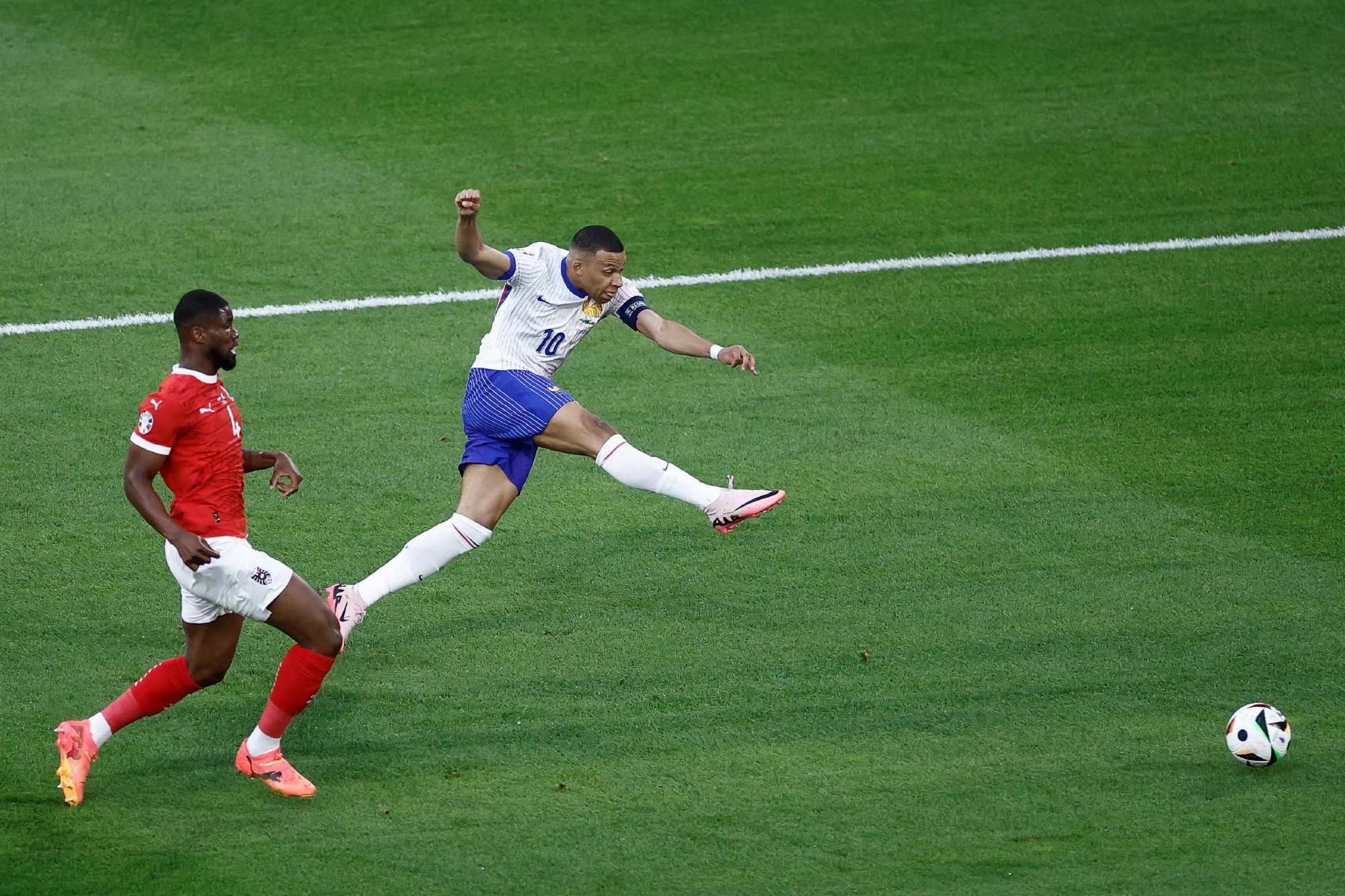 爱游戏亚洲官网-奥地利队在比赛中遭遇困境,为下一轮拼图的简单介绍